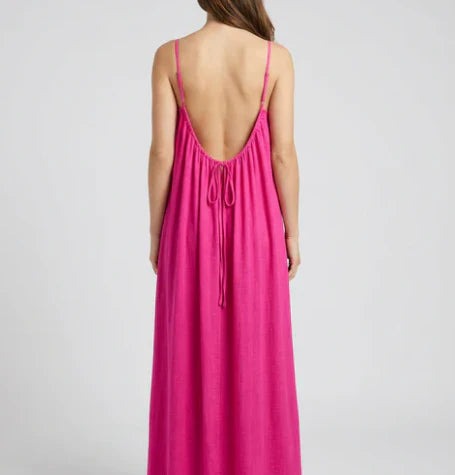 Nyra Backless Maxi - Dark Pink