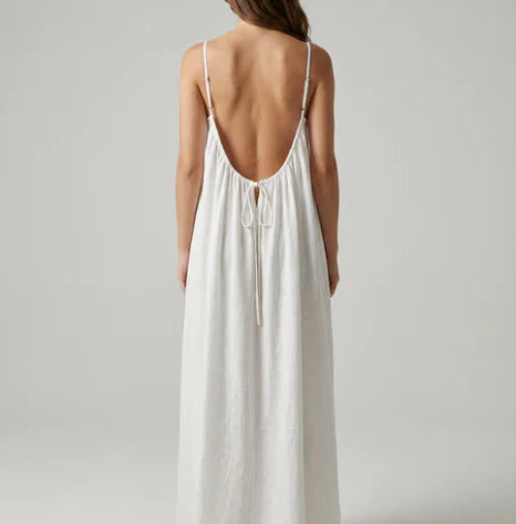 Nyra Backless Maxi - White
