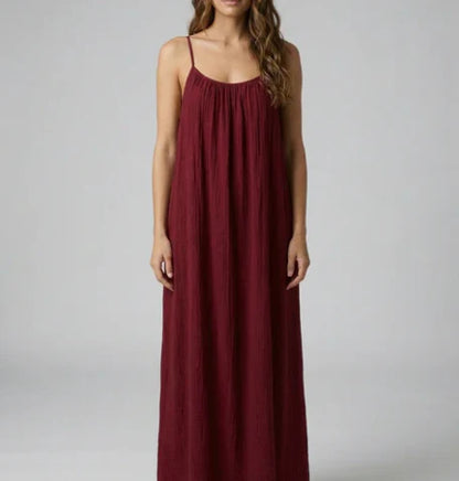 Nyra Backless Maxi - Deep Red